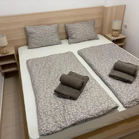 Cozy Escape 1179